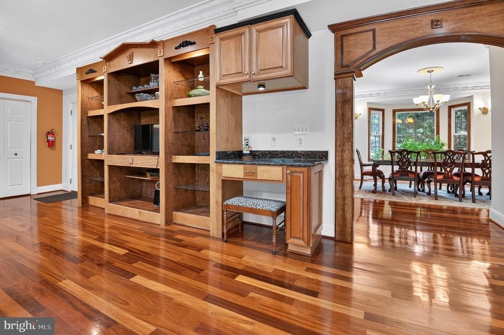 5124 Kenwood Drive - Photo 11