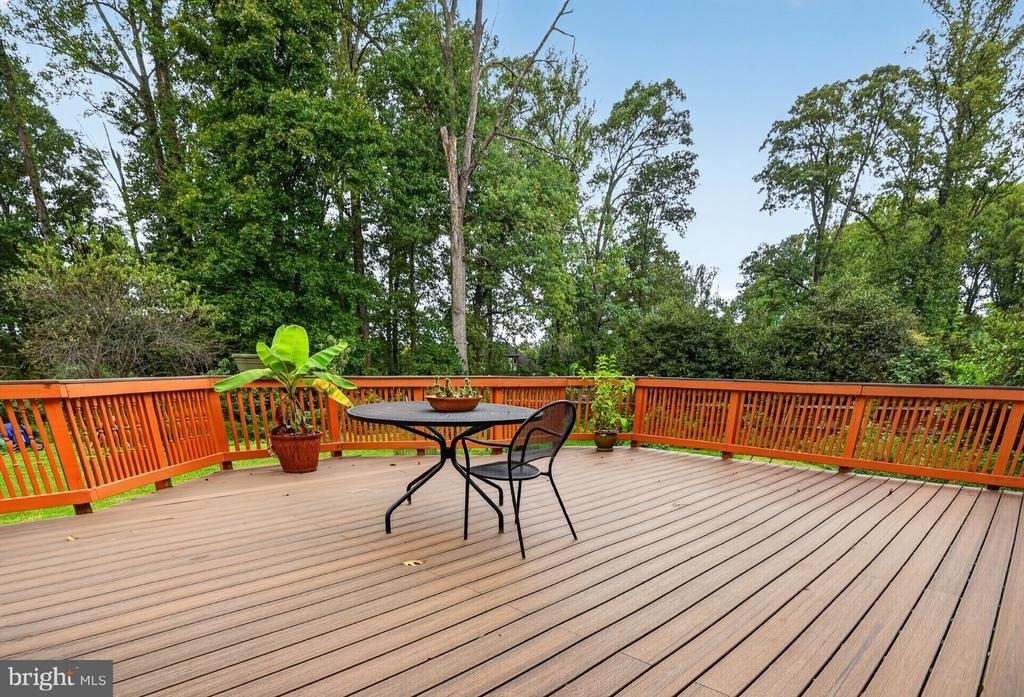5124 Kenwood Drive - Photo 7
