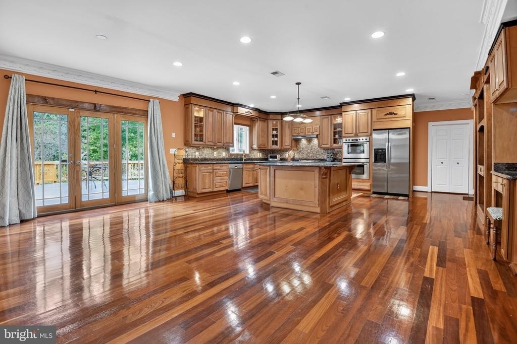 5124 Kenwood Drive - Photo 6