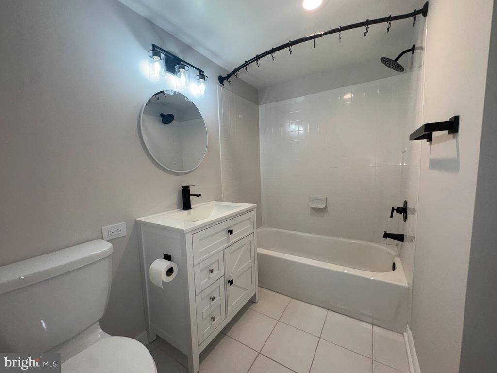 501 Slaters Lane - Photo 42