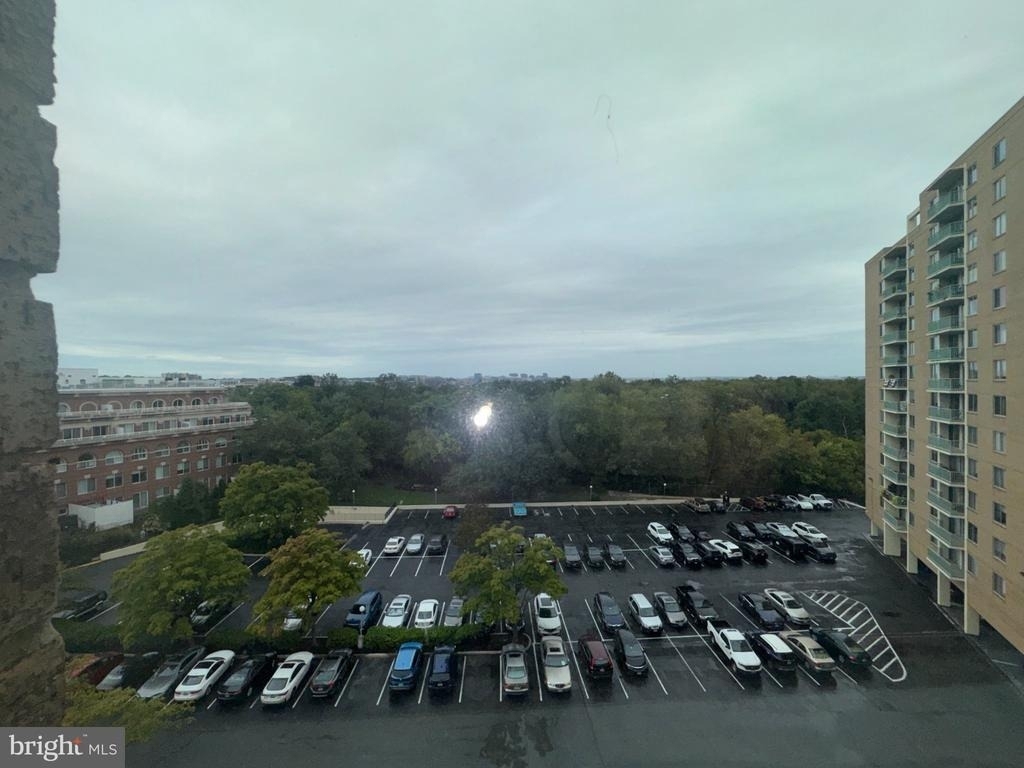 501 Slaters Lane - Photo 19