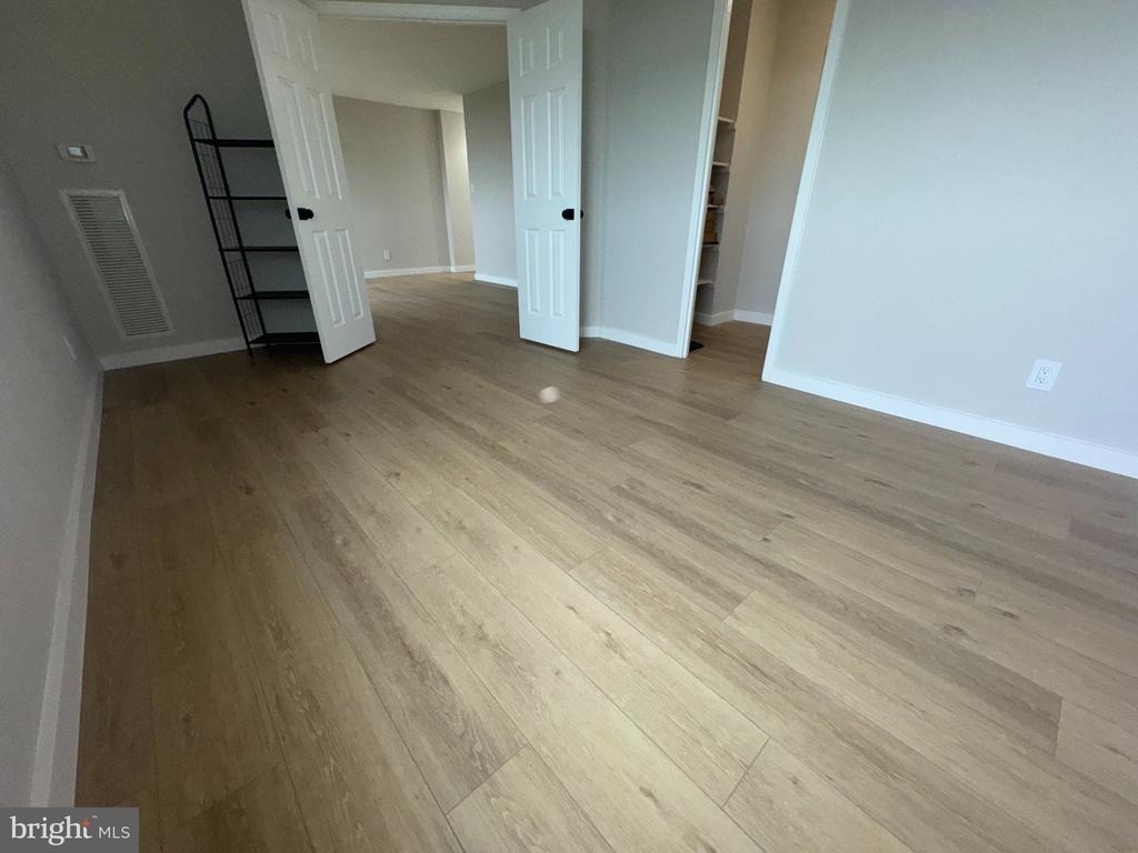 501 Slaters Lane - Photo 37