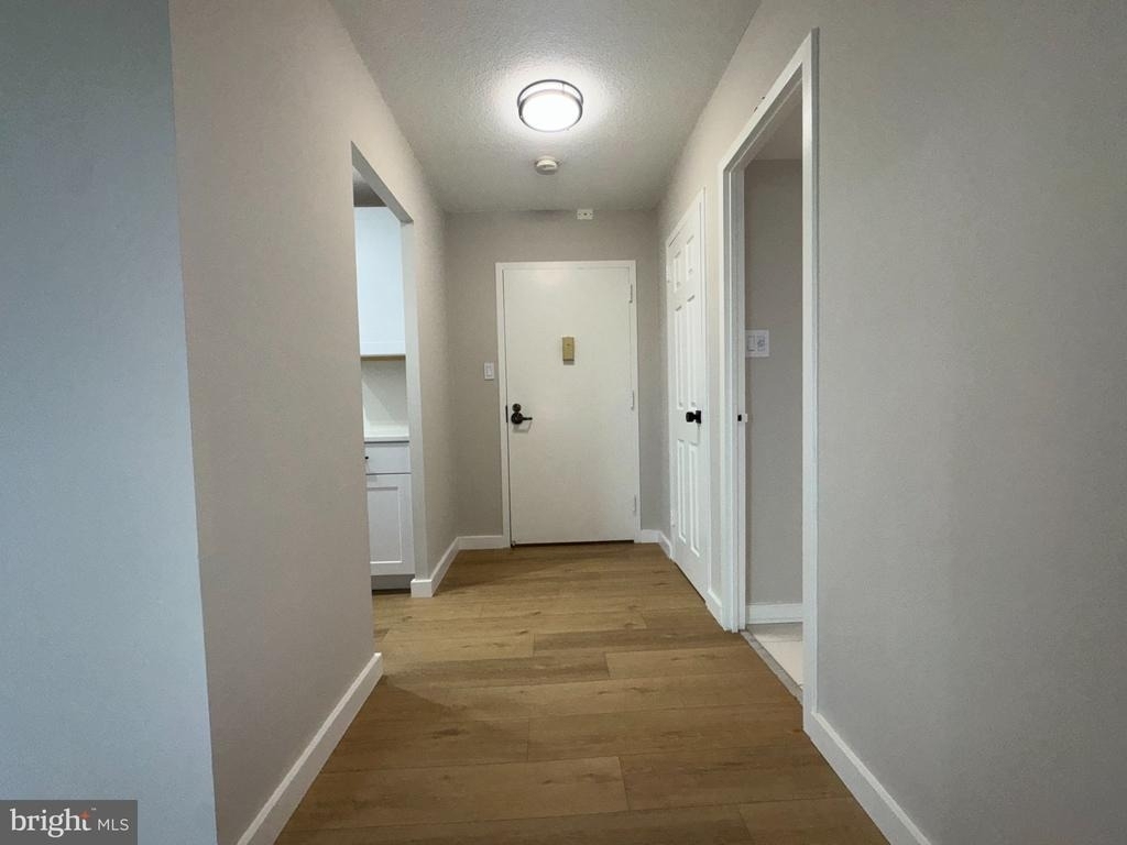 501 Slaters Lane - Photo 22