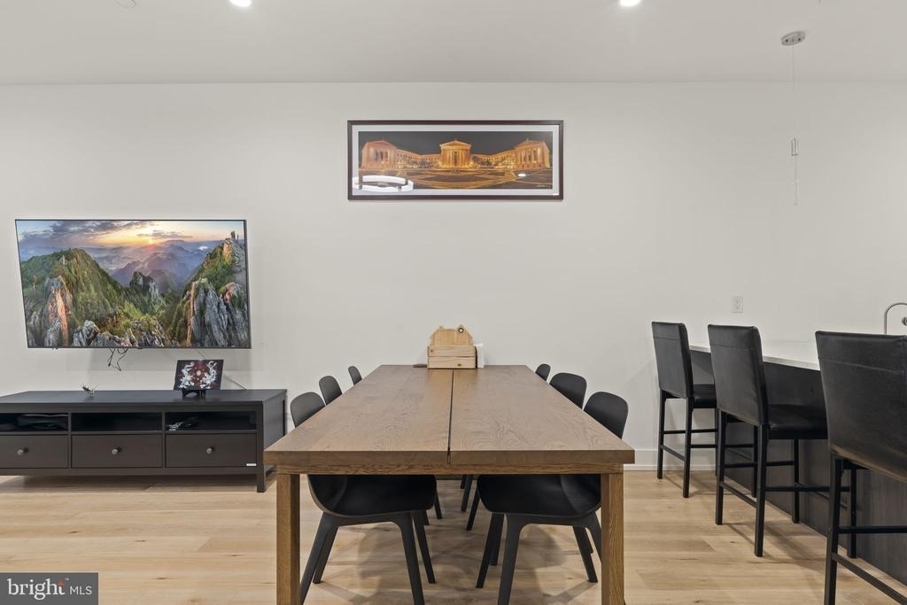 119 Greenwich Street - Photo 1