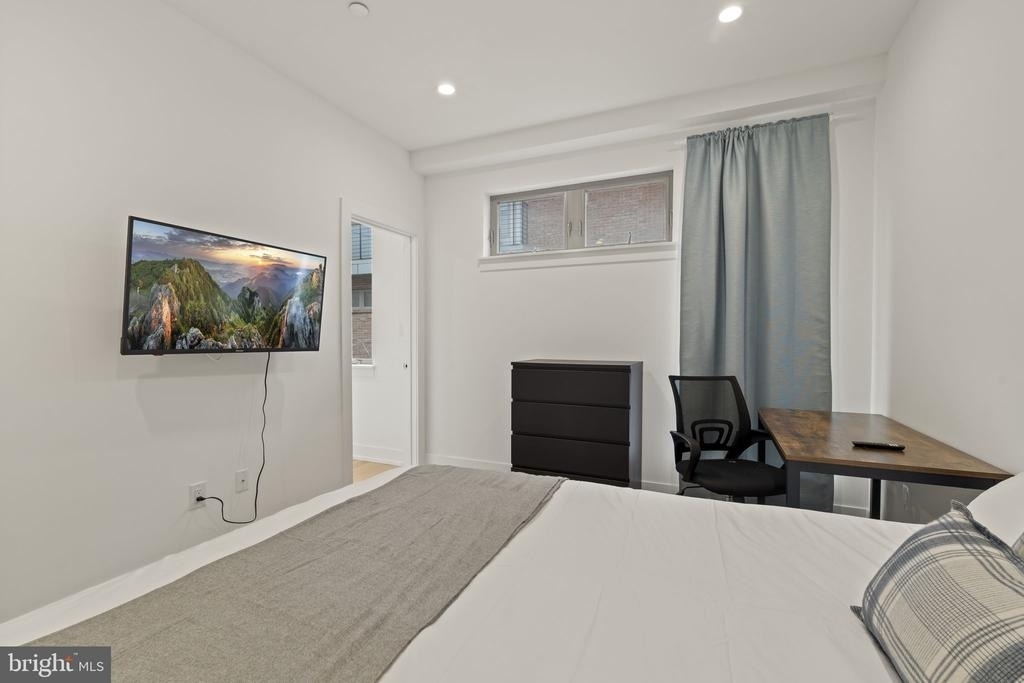119 Greenwich Street - Photo 12