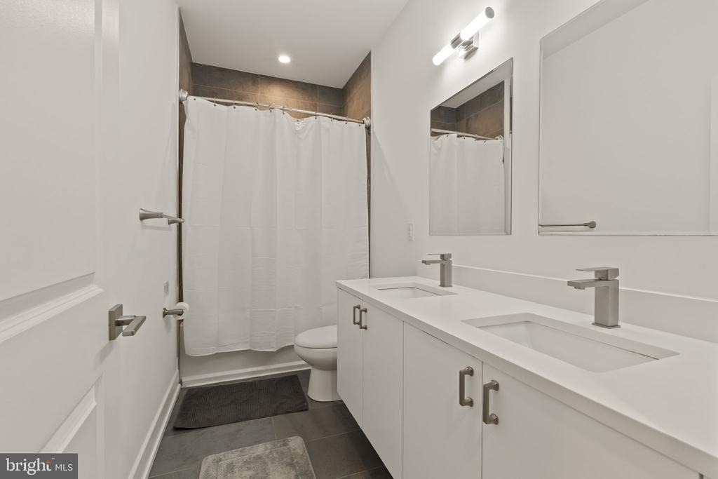 119 Greenwich Street - Photo 8