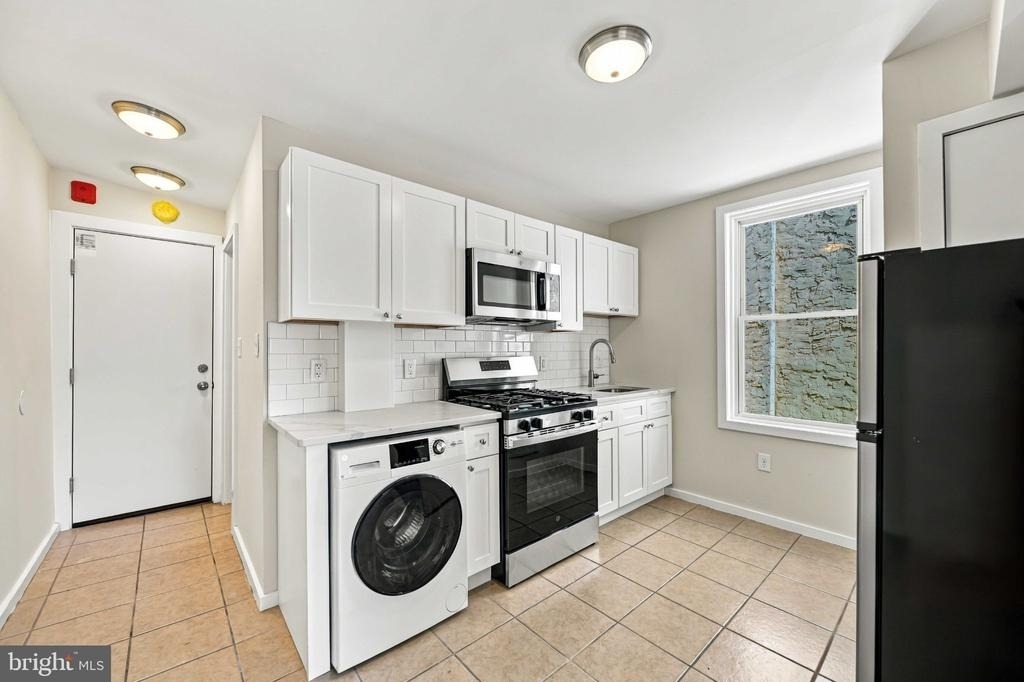 740 Christian Street - Photo 5
