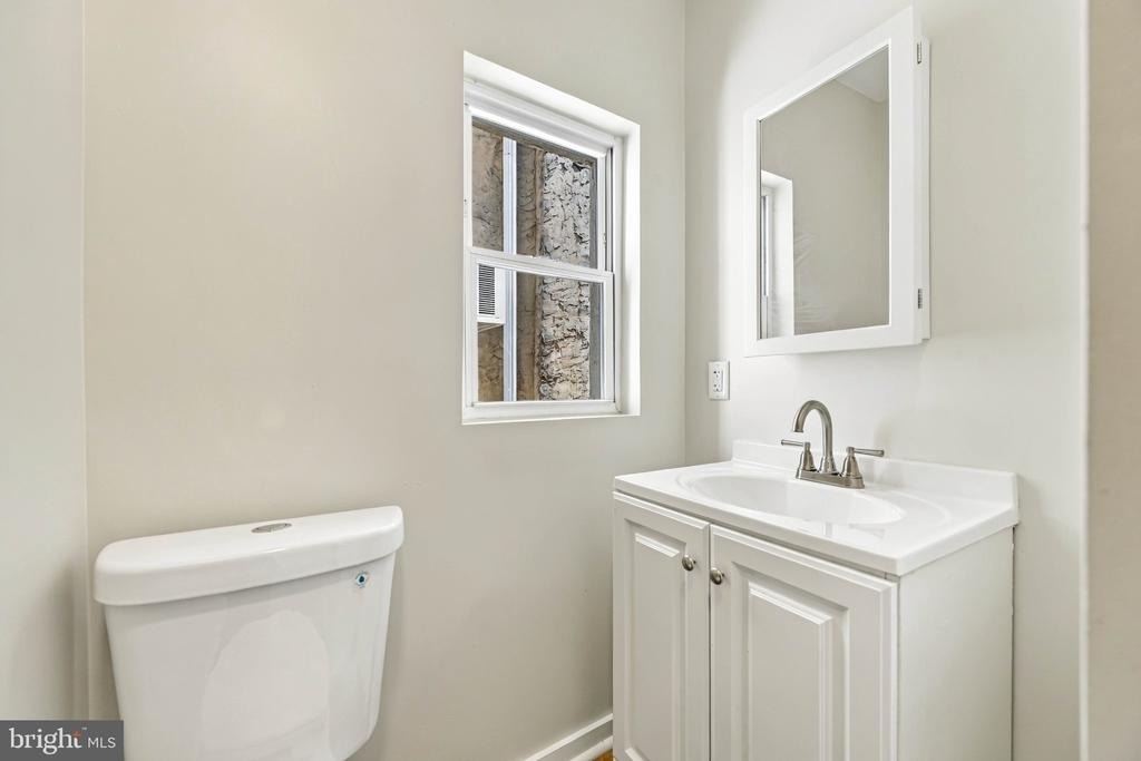 740 Christian Street - Photo 9