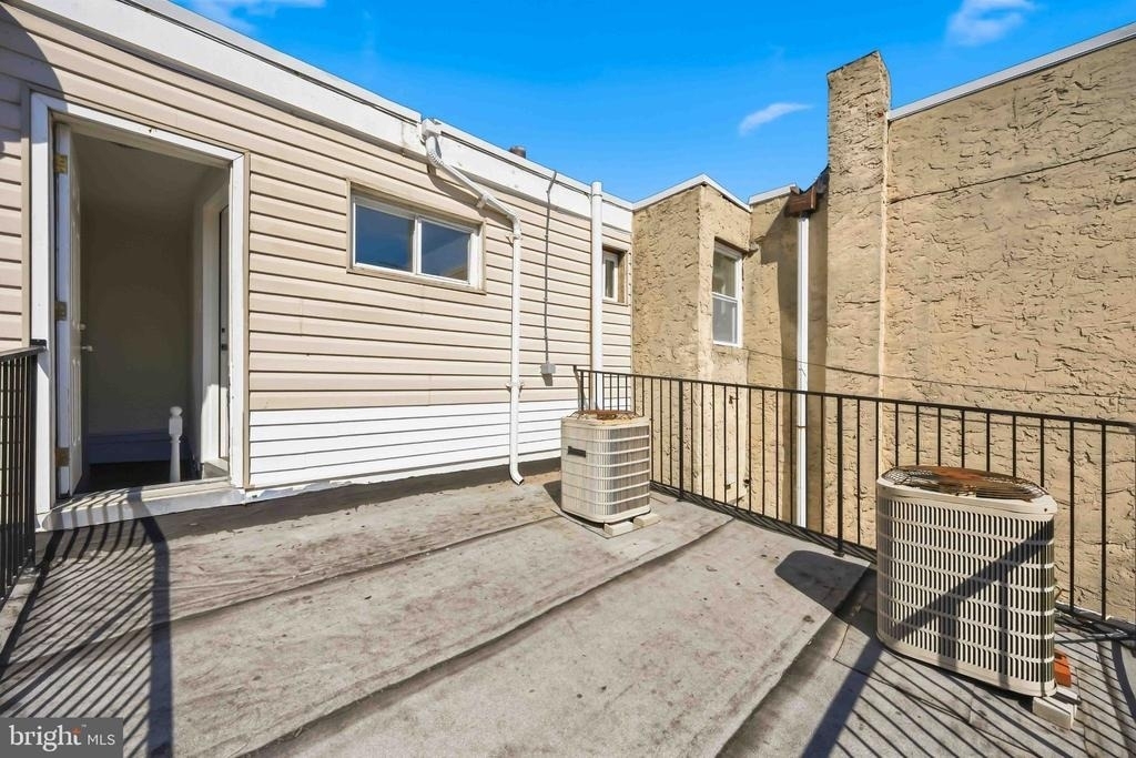 740 Christian Street - Photo 16