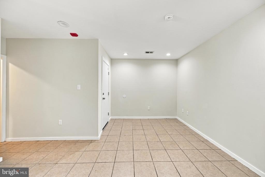 740 Christian Street - Photo 6