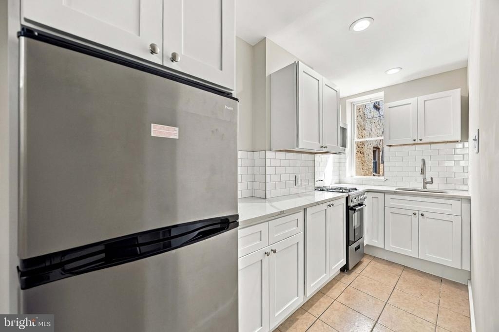 740 Christian Street - Photo 8