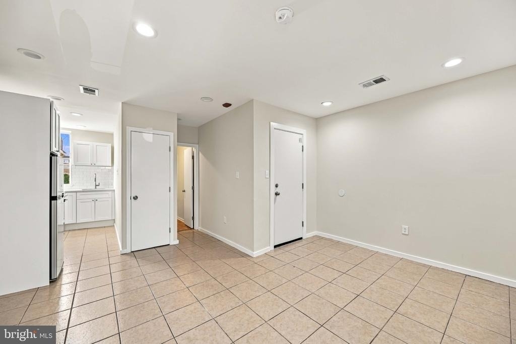 740 Christian Street - Photo 5