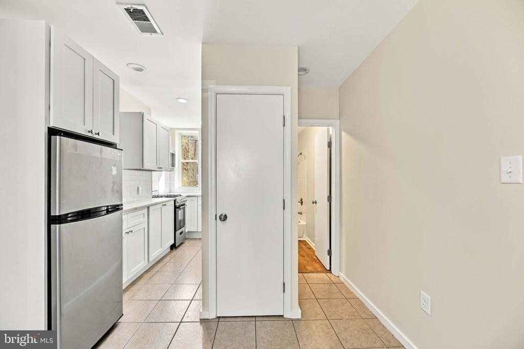 740 Christian Street - Photo 9