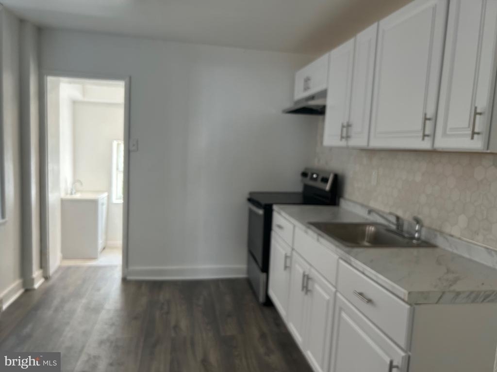 4204 Salem Street - Photo 4