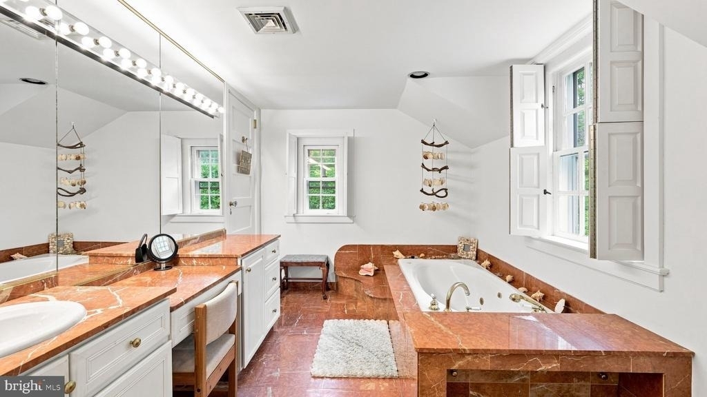 1011 Washington Lane - Photo 37