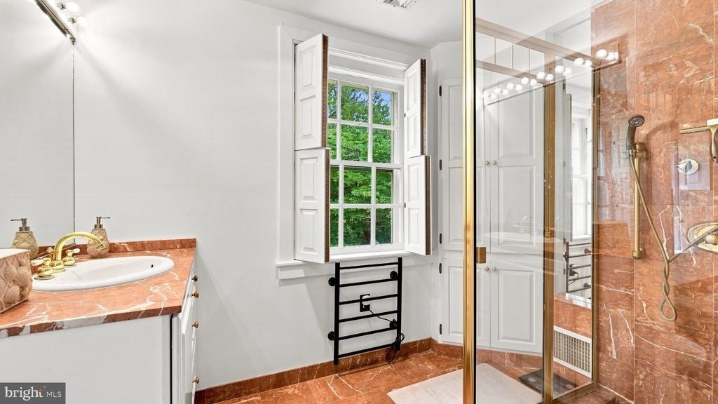 1011 Washington Lane - Photo 34