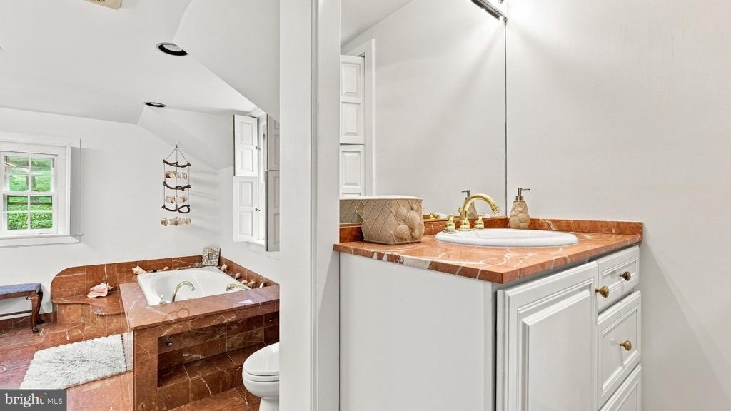 1011 Washington Lane - Photo 36