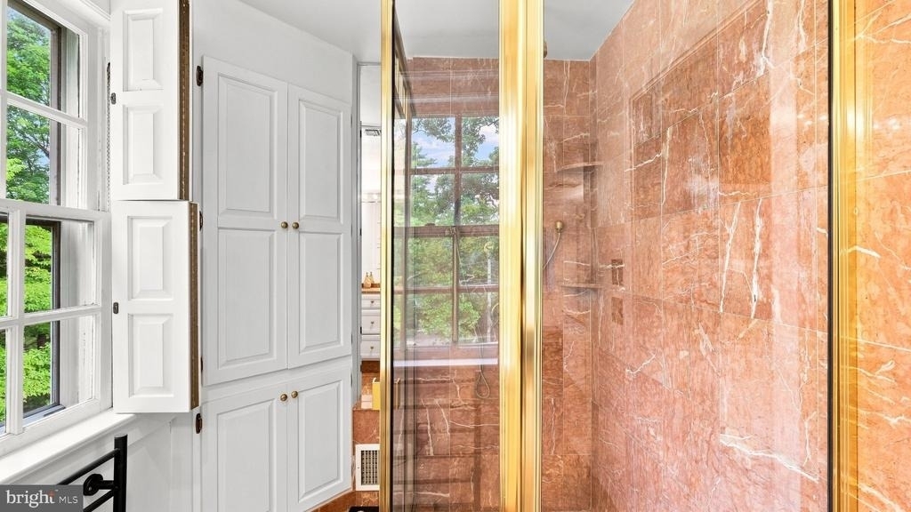 1011 Washington Lane - Photo 35