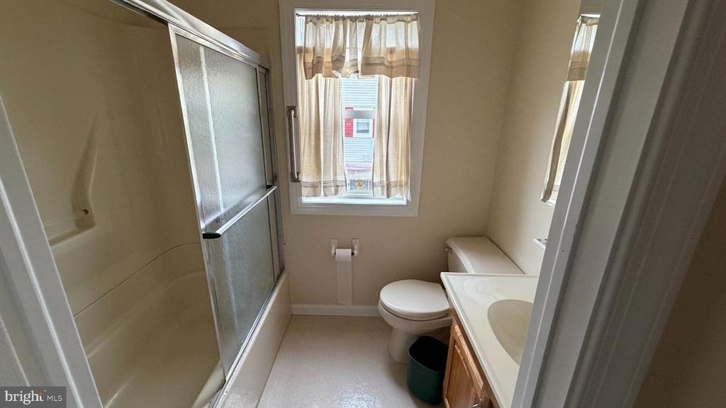 1420 Greenway Road - Photo 14
