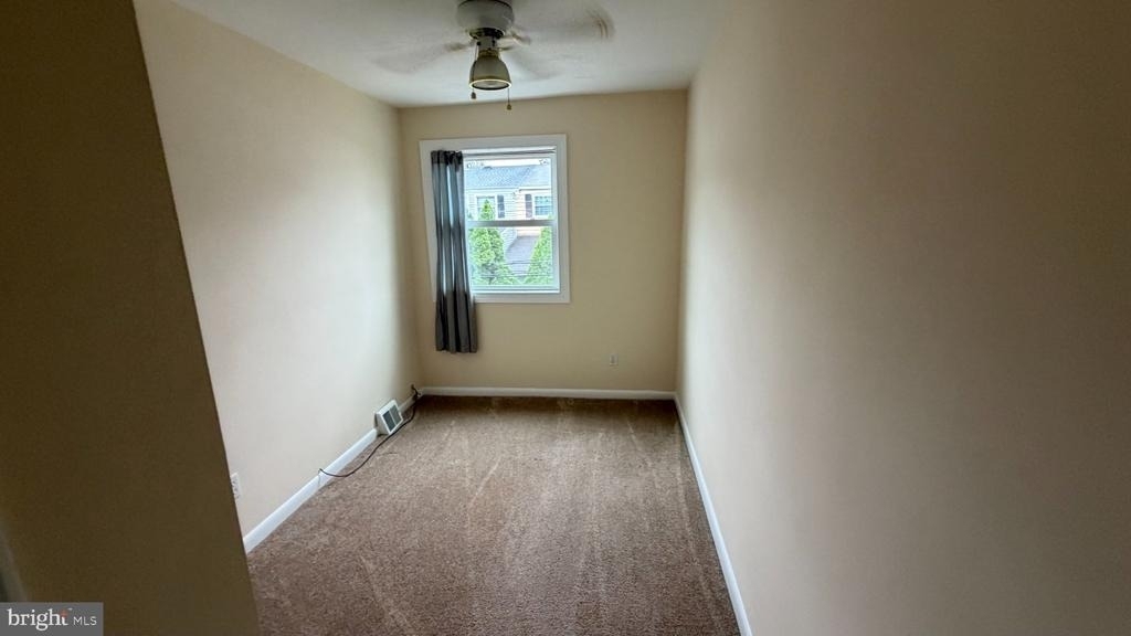 1420 Greenway Road - Photo 13