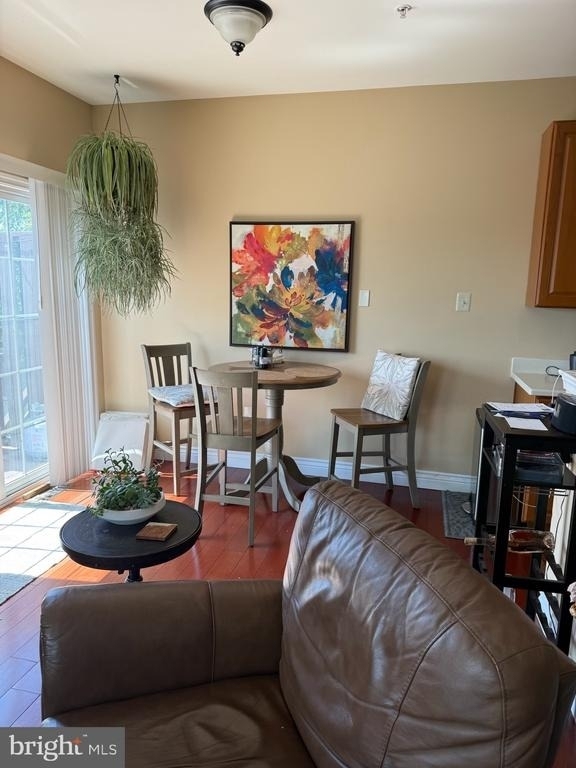37 Lincoln Drive - Photo 2