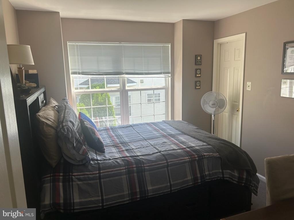 37 Lincoln Drive - Photo 9