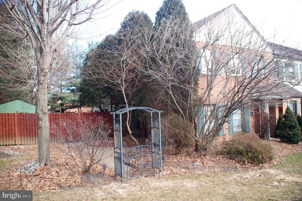176 Kenton Drive - Photo 8