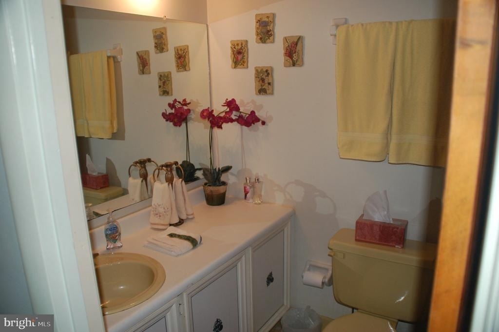 176 Kenton Drive - Photo 7