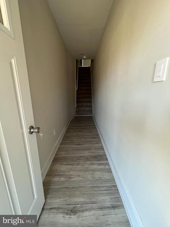 605 E Broad Street - Photo 1