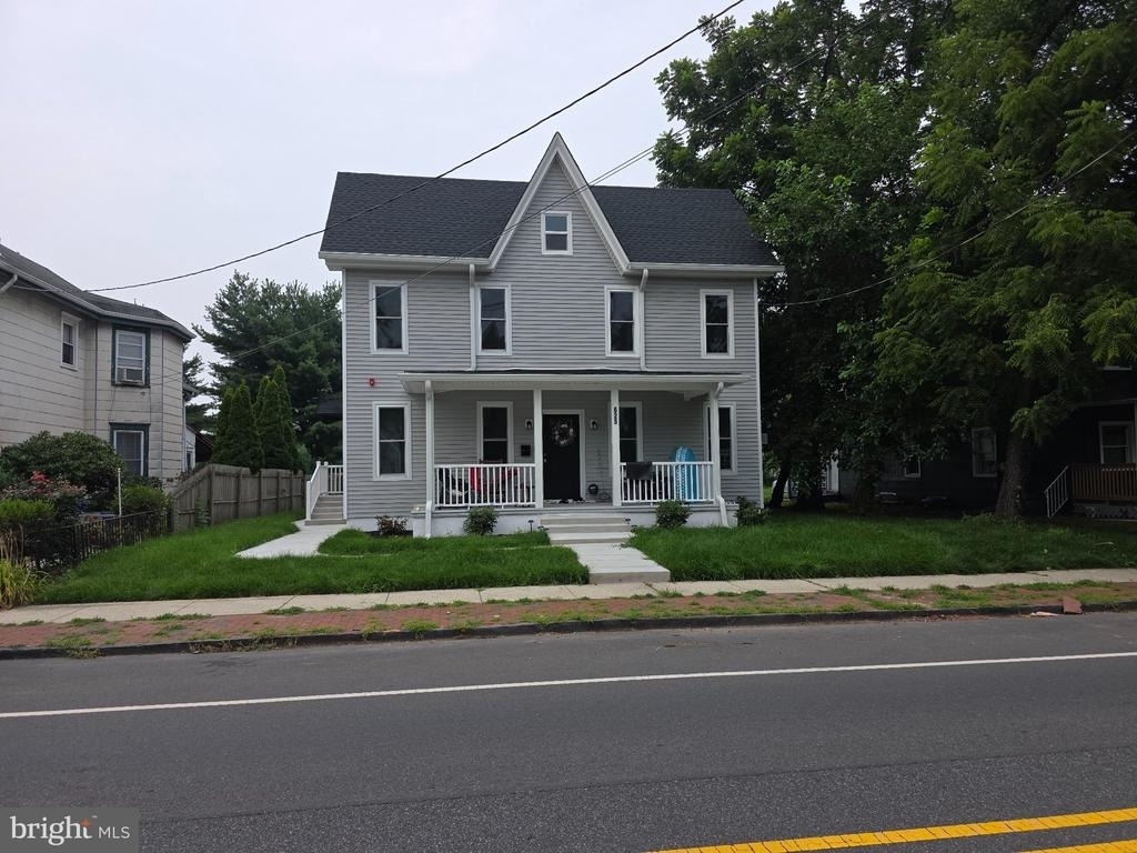 625 Cooper Street - Photo 0