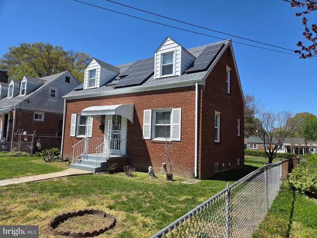 6412 Foster Street - Photo 2