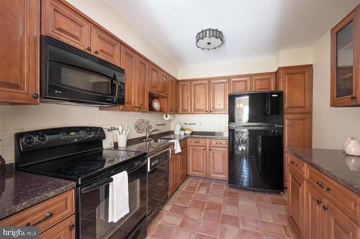 2105 Bucknell Terrace - Photo 7