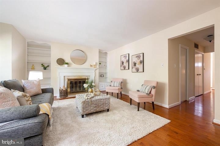 2105 Bucknell Terrace - Photo 8