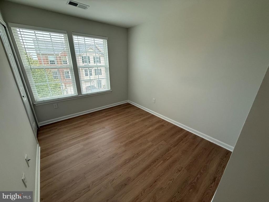 7234 Maidstone Place - Photo 5