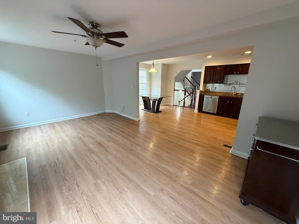 7234 Maidstone Place - Photo 16