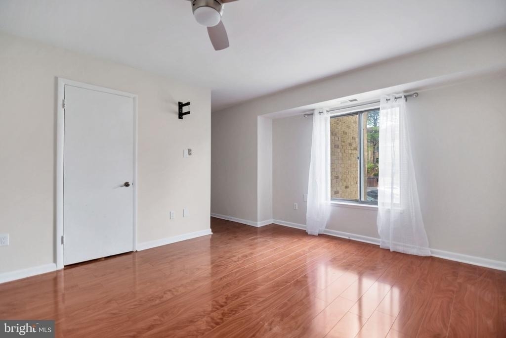 8865 Rollright Court - Photo 17