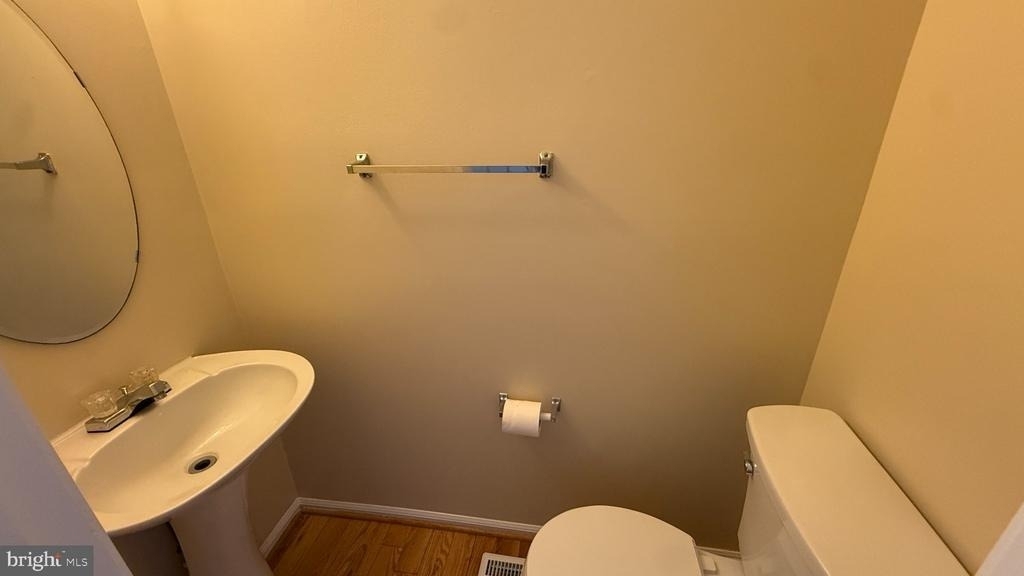 1630 Winding Brook Way - Photo 2