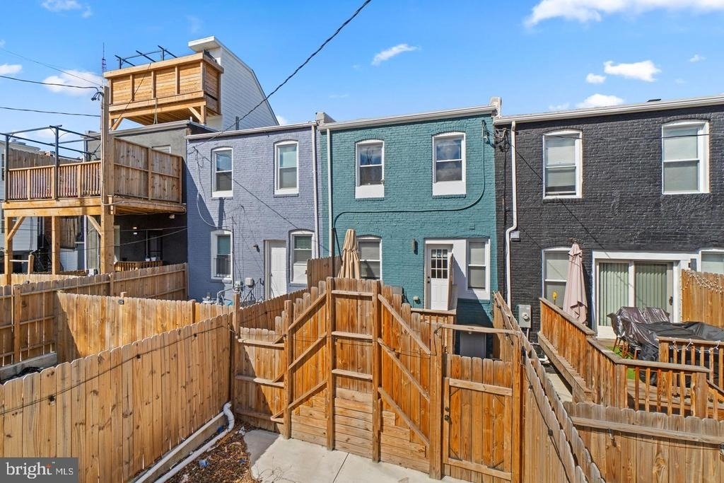 2639 Loyola Northway - Photo 28