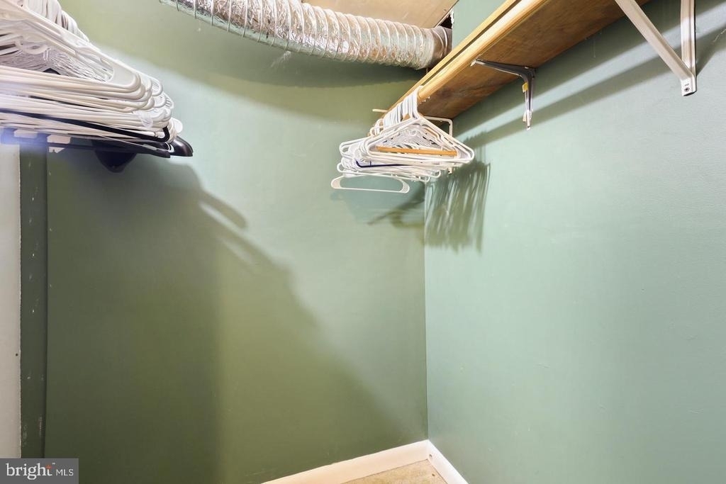 1335 Andre Street - Photo 17