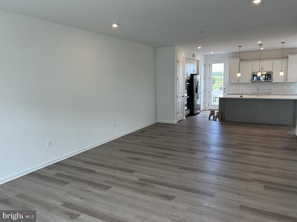 531 Rosemary Circle - Photo 3