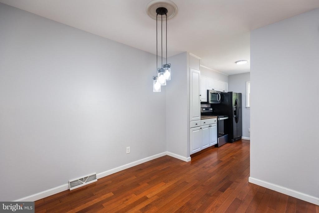 4804 Hogan Drive - Photo 5