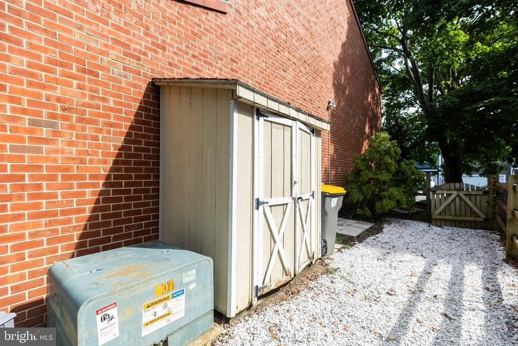 4804 Hogan Drive - Photo 38
