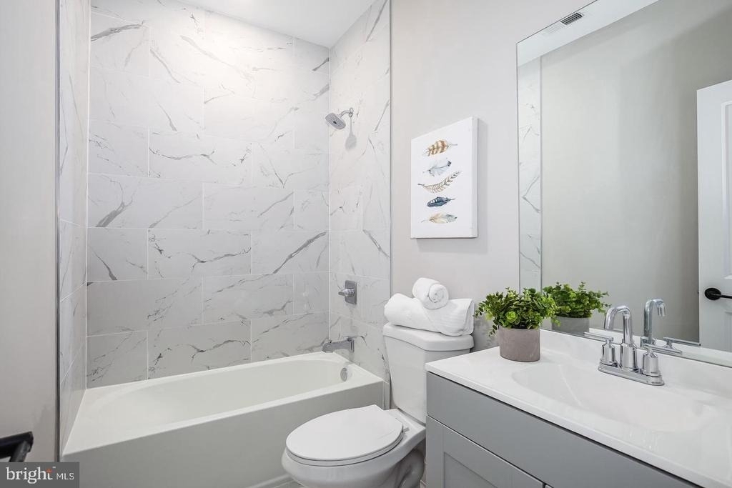 505 Kennedy Street Nw - Photo 4