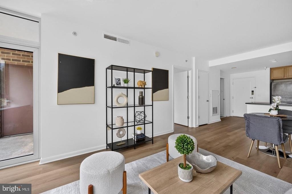 355 I Street Sw - Photo 11