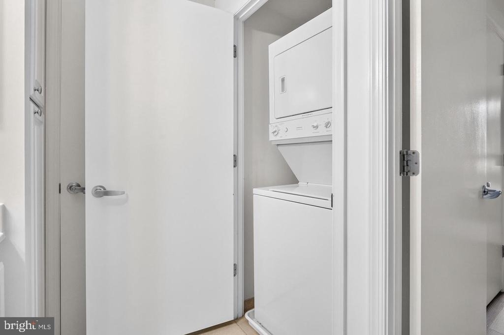 355 I Street Sw - Photo 21