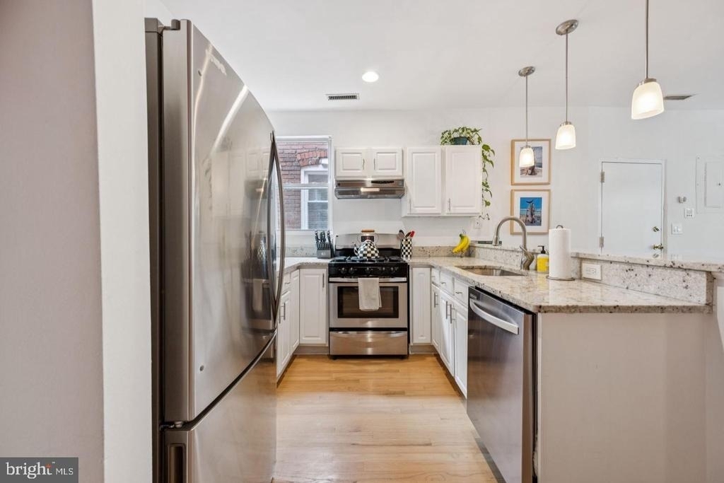 2025 13th Street Nw - Photo 9