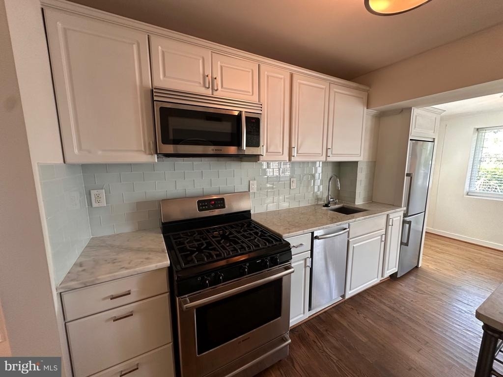 128 35th Street Ne - Photo 6