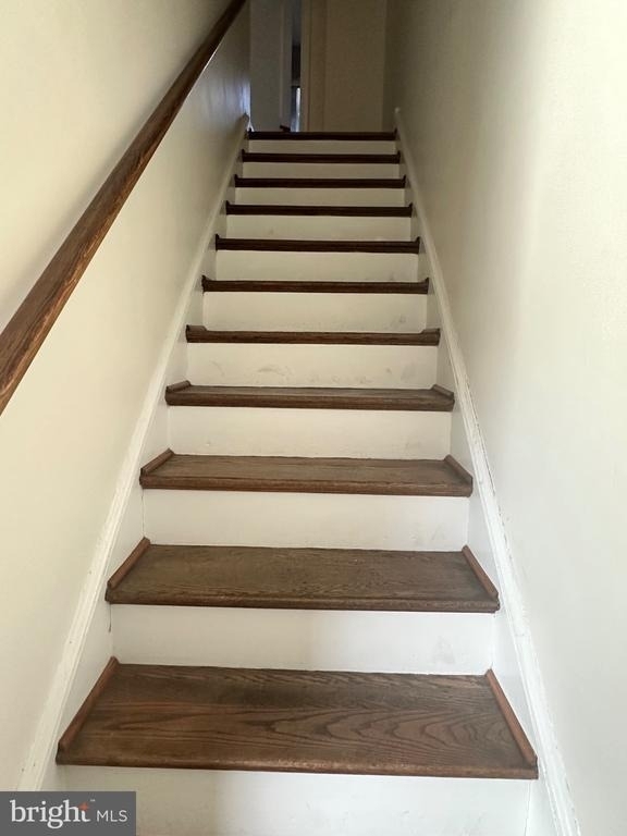 128 35th Street Ne - Photo 9