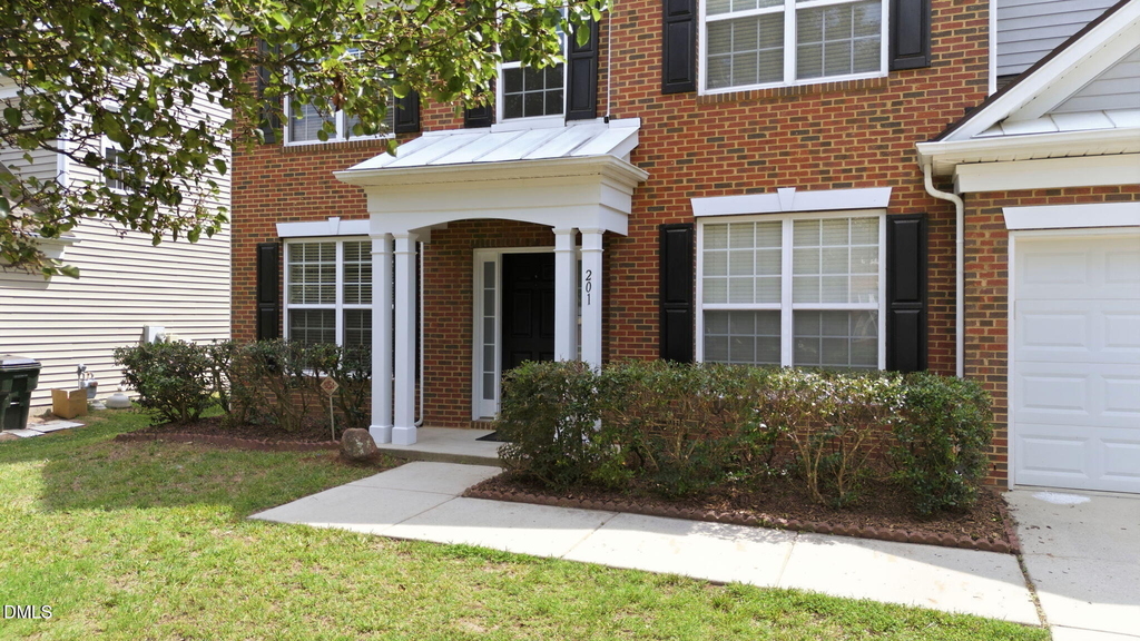 201 Shakespeare Street - Photo 1
