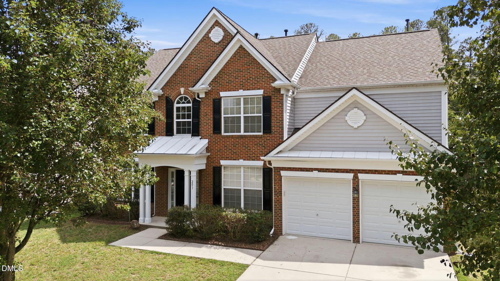201 Shakespeare Street - Photo 0